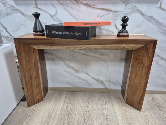 Credenza liebre